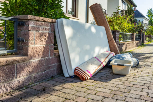 Attic Cleanout Services in Bayonne, NJ